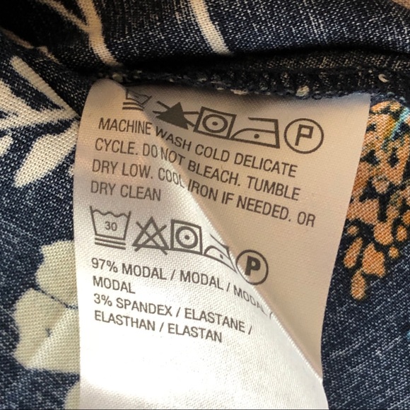 Candace Cameron Bure Flutter Sleeve Split-Neck Navy Floral Printed Blouse - Picture 7 of 7